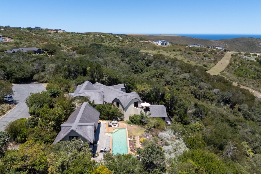 5 Bedroom Property for Sale in Pezula Golf Estate Western Cape